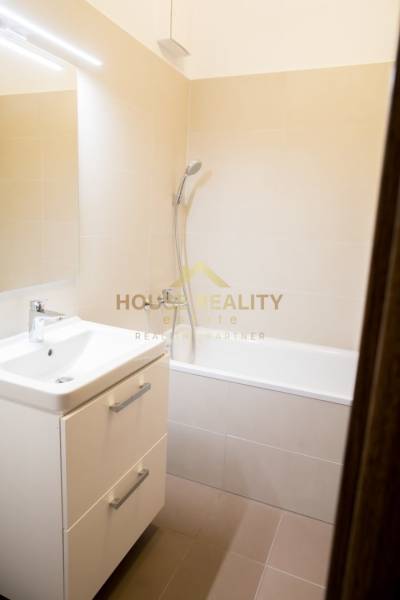 Rent One bedroom apartment, One bedroom apartment, Hany Ponickej, Brat