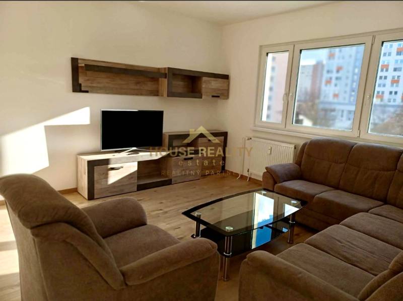 Rent Two bedroom apartment, Two bedroom apartment, Černyševského, Brat