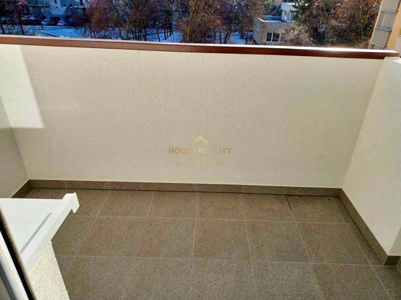 Rent Two bedroom apartment, Two bedroom apartment, Černyševského, Brat