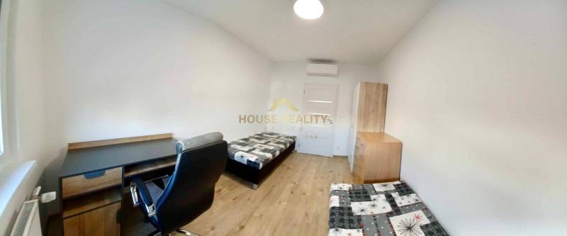 Rent Two bedroom apartment, Two bedroom apartment, Černyševského, Brat