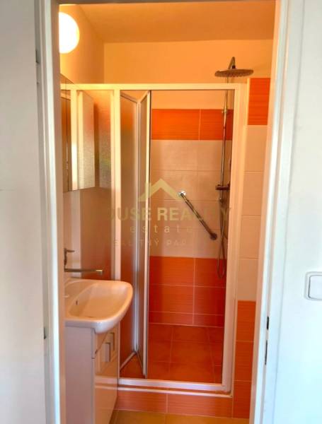 Rent One bedroom apartment, One bedroom apartment, Ladzianskeho, Brati