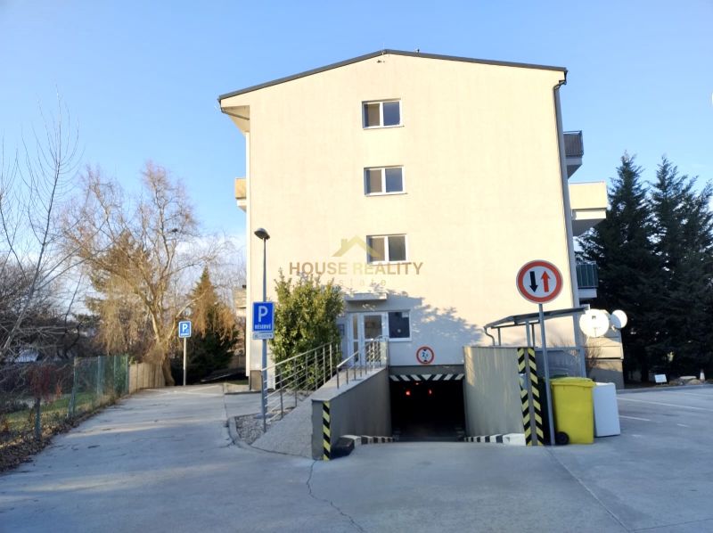Rent Studio, Studio, Na pasekách, Bratislava - Rača, Slovakia
