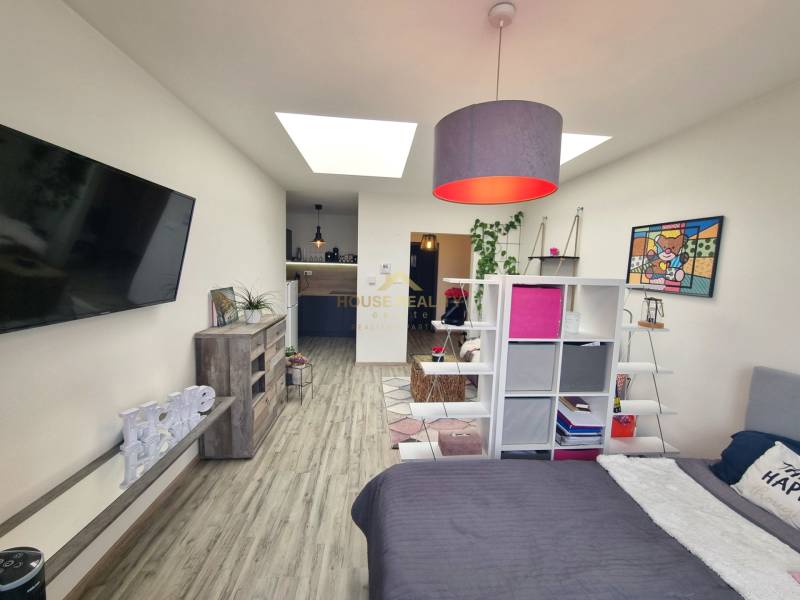 Rent Studio, Studio, Nobelova, Bratislava - Nové Mesto, Slovakia