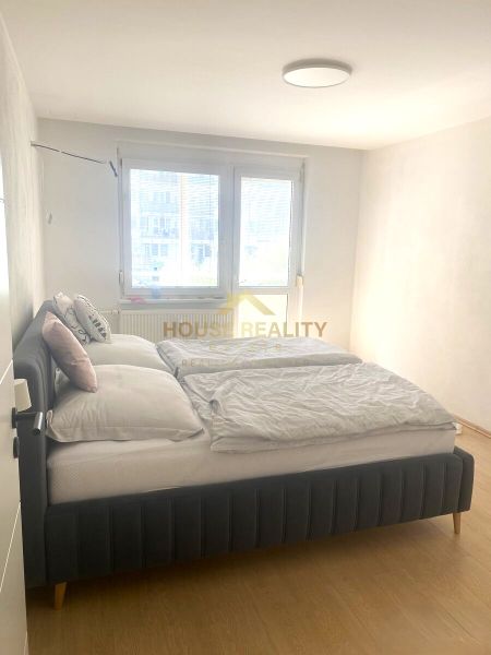 Rent Two bedroom apartment, Two bedroom apartment, Jégého, Bratislava 
