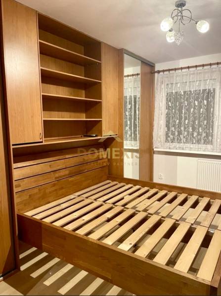 Rent Three bedroom apartment, Three bedroom apartment, Ševčenkova, Bra