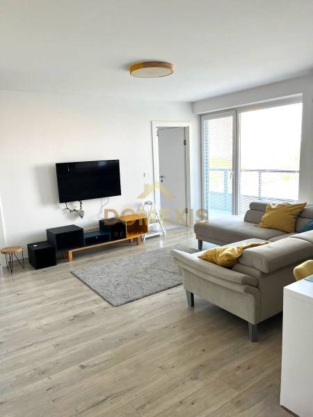 Rent Three bedroom apartment, Three bedroom apartment, Račianska, Brat