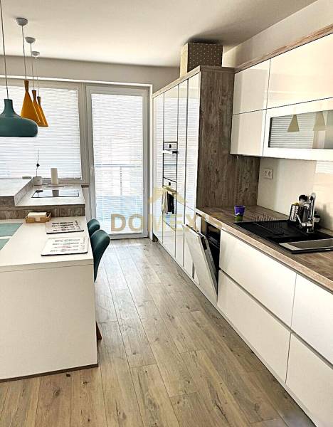 Rent Three bedroom apartment, Three bedroom apartment, Račianska, Brat