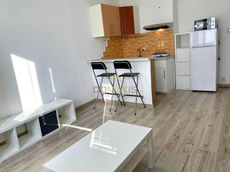 Rent Single studio, Single studio, Saratovská, Bratislava - Dúbravka, 