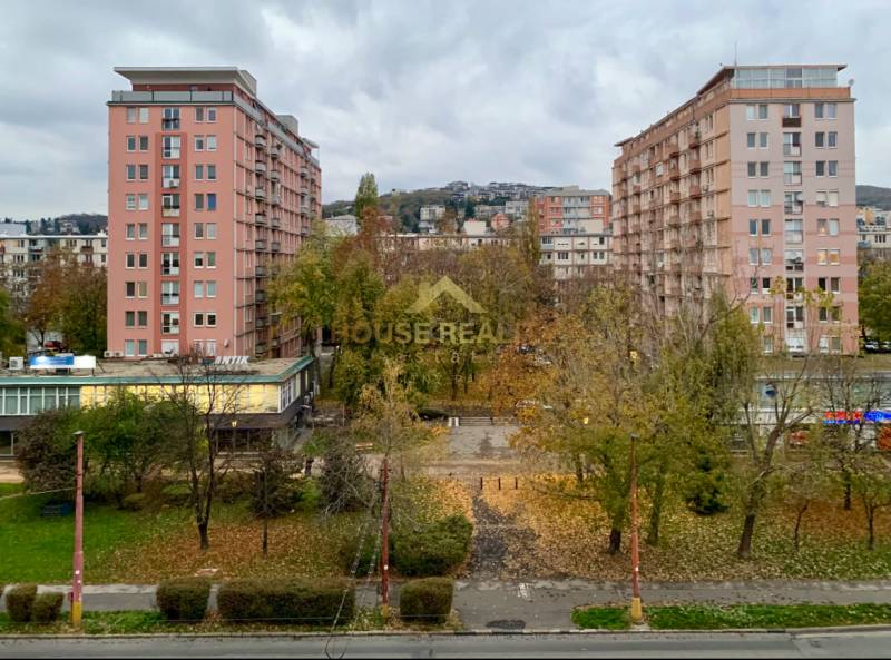 Rent Three bedroom apartment, Three bedroom apartment, Račianska, Brat