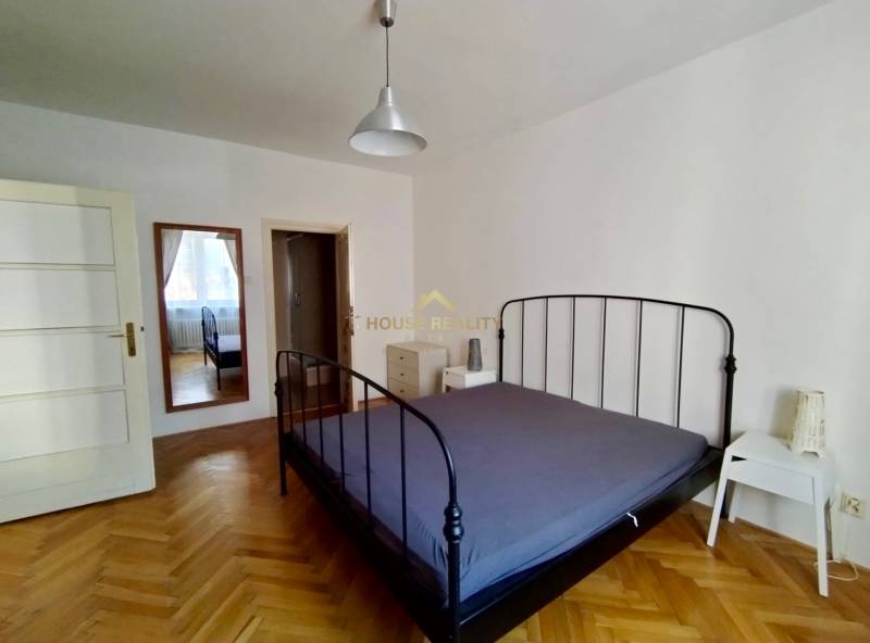 Rent One bedroom apartment, One bedroom apartment, Budovateľská, Brati