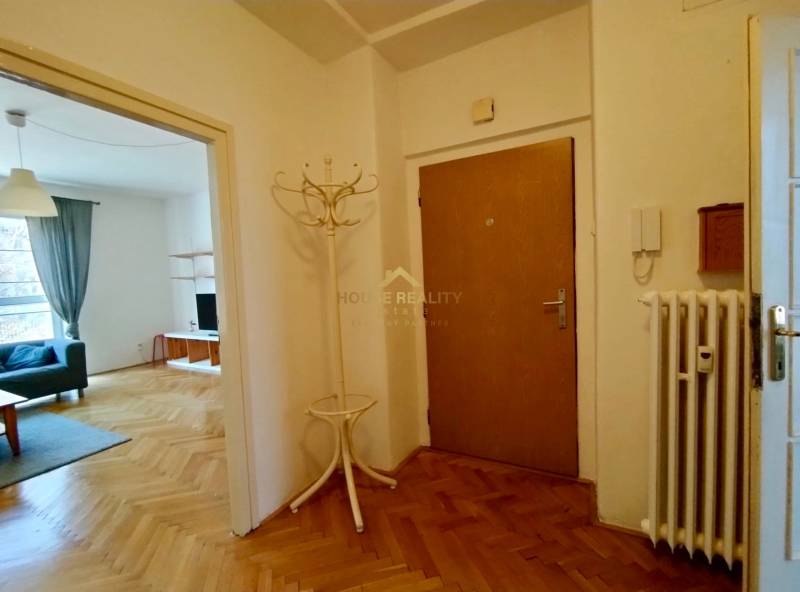 Rent One bedroom apartment, One bedroom apartment, Budovateľská, Brati