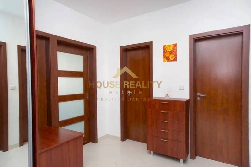 Rent Two bedroom apartment, Two bedroom apartment, Galvaniho, Bratisla