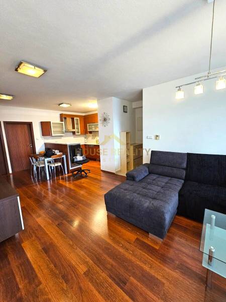 Rent Two bedroom apartment, Two bedroom apartment, Bajkalská, Bratisla