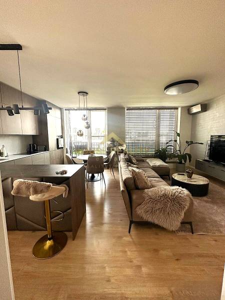 Rent Two bedroom apartment, Two bedroom apartment, Fialová, Bratislava