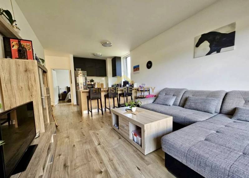 Rent One bedroom apartment, One bedroom apartment, Žltá, Bratislava - 