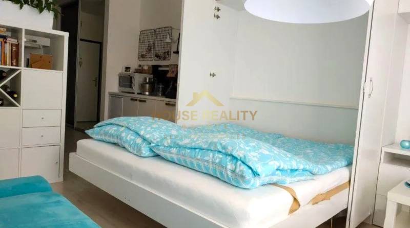 Rent Single studio, Single studio, Žltá, Bratislava - Petržalka, Slova