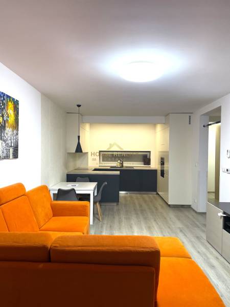Rent Two bedroom apartment, Two bedroom apartment, Miletičova, Bratisl