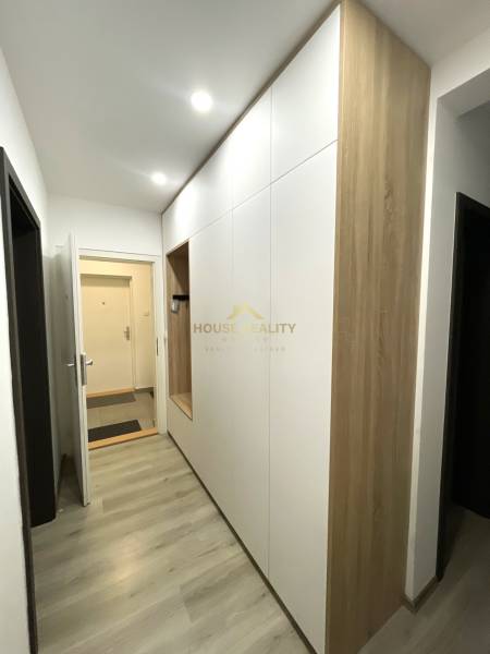 Rent Two bedroom apartment, Two bedroom apartment, Miletičova, Bratisl