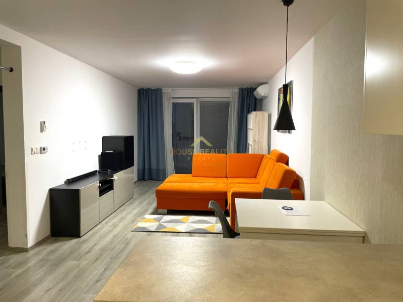 Rent Two bedroom apartment, Two bedroom apartment, Miletičova, Bratisl