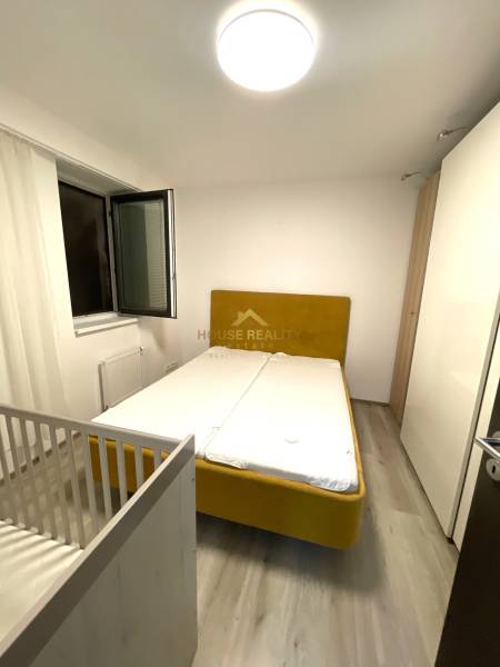 Rent Two bedroom apartment, Two bedroom apartment, Miletičova, Bratisl