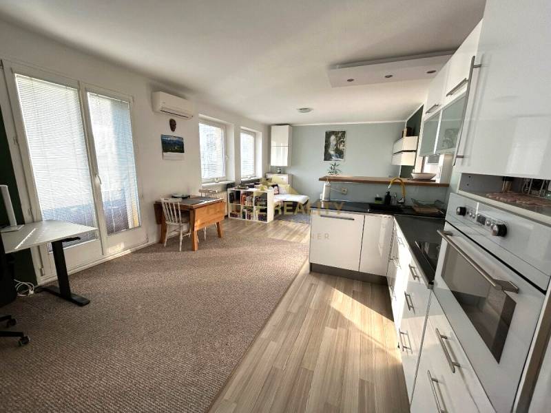 Rent One bedroom apartment, One bedroom apartment, Páričkova, Bratisla