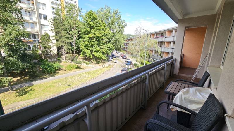 Rent Three bedroom apartment, Three bedroom apartment, Púpavová, Brati
