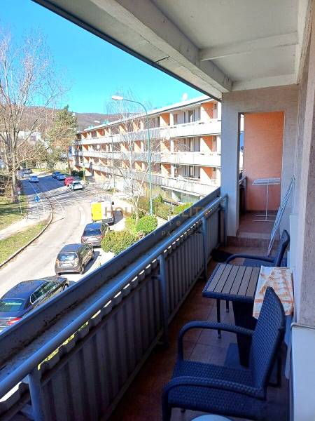 Rent Three bedroom apartment, Three bedroom apartment, Púpavová, Brati