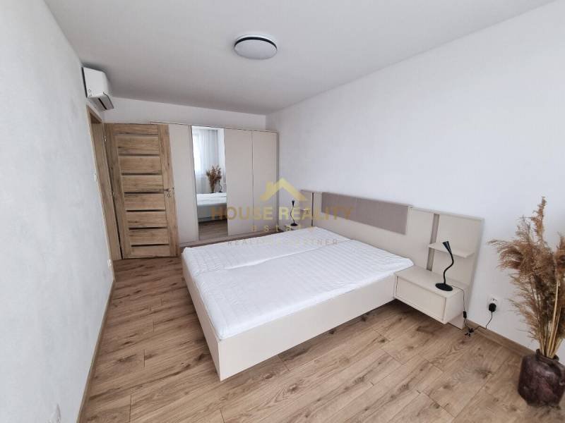 Rent Two bedroom apartment, Two bedroom apartment, Mierová, Bratislava