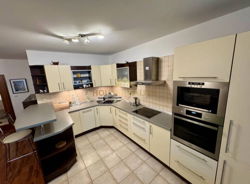 Sale One bedroom apartment, One bedroom apartment, Na križovatkách, Br