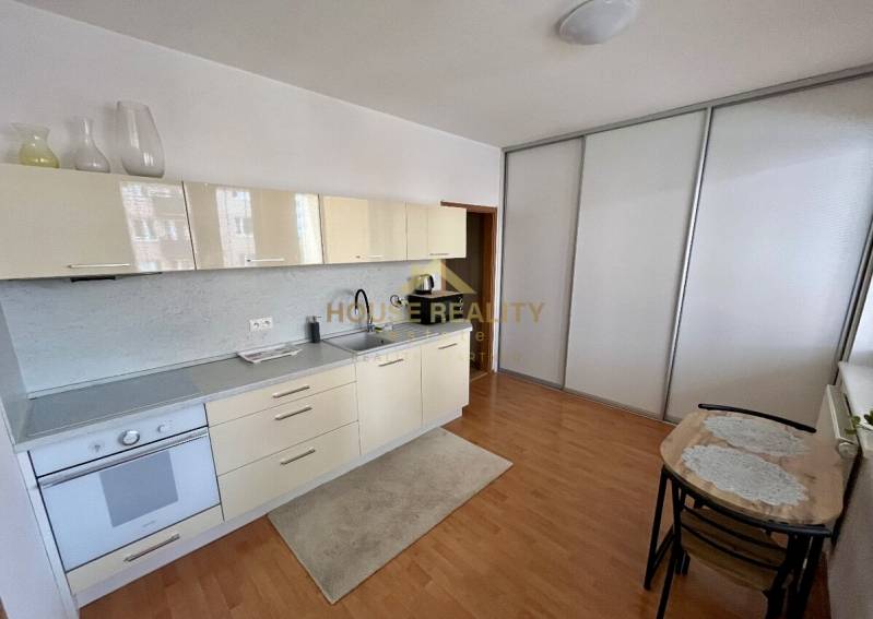 Rent One bedroom apartment, One bedroom apartment, Vyšehradská, Bratis
