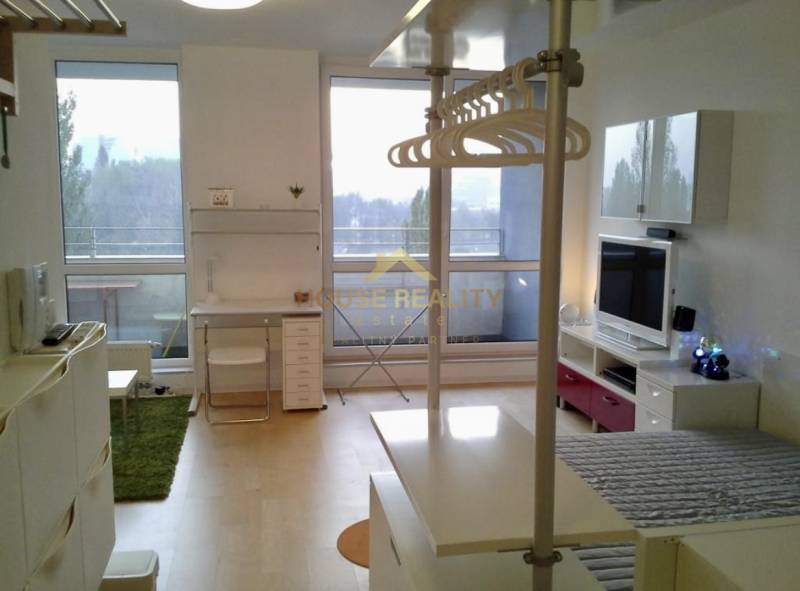 Rent Studio, Studio, Tomášikova, Bratislava - Nové Mesto, Slovakia