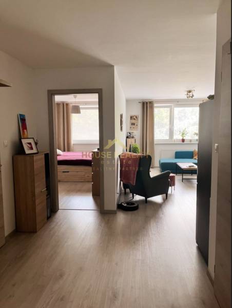 Rent One bedroom apartment, One bedroom apartment, Vlárska, Bratislava