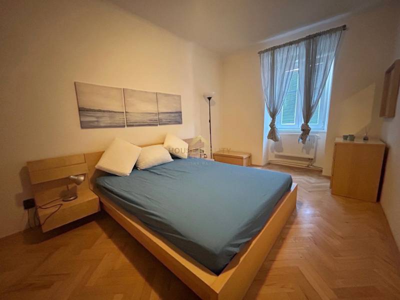 Rent One bedroom apartment, One bedroom apartment, Vazovova, Bratislav