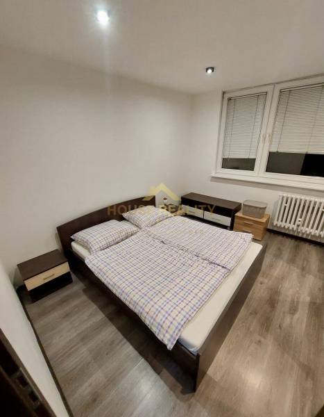 Rent Two bedroom apartment, Two bedroom apartment, Mamateyova, Bratisl