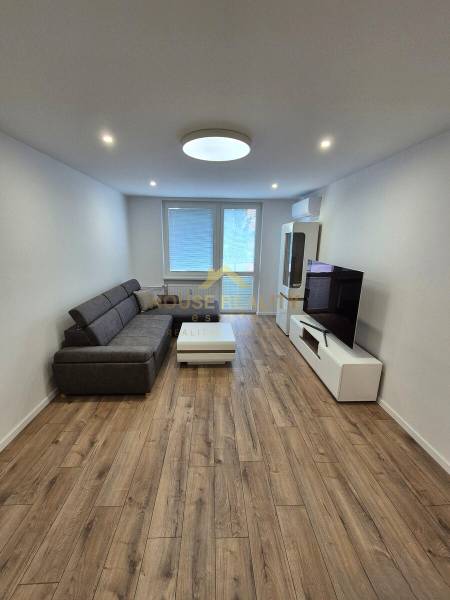 Rent One bedroom apartment, One bedroom apartment, Andreja Mráza, Brat