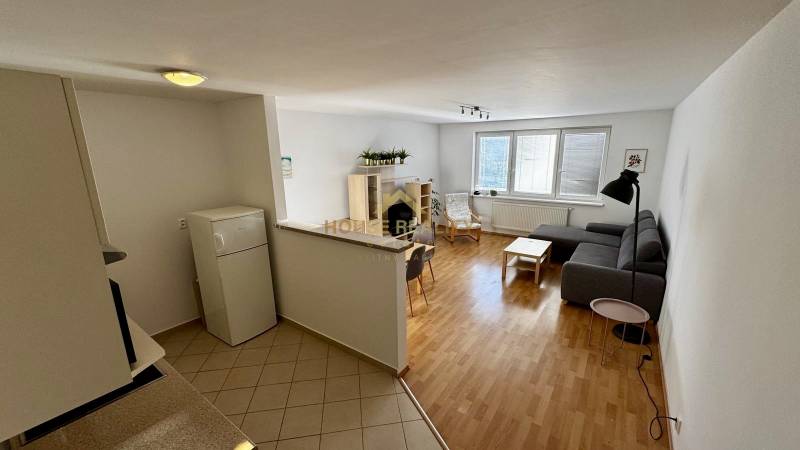 Rent One bedroom apartment, One bedroom apartment, Saratovská, Bratisl