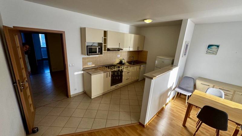 Rent One bedroom apartment, One bedroom apartment, Saratovská, Bratisl