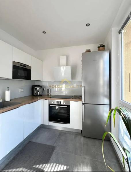 Rent One bedroom apartment, One bedroom apartment, Komárnická, Bratisl