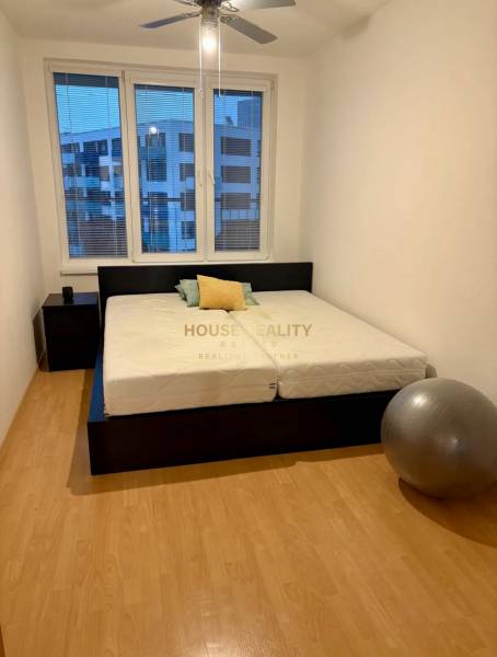 Rent One bedroom apartment, One bedroom apartment, Jégého, Bratislava 