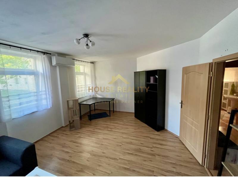 Sale One bedroom apartment, One bedroom apartment, Záhradnícka, Bratis
