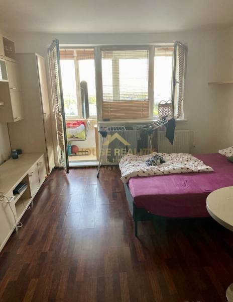 Rent Single studio, Single studio, Jána Jonáša, Bratislava - Devínska 