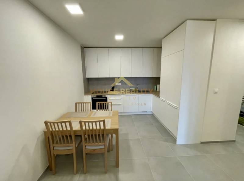 Rent One bedroom apartment, One bedroom apartment, Jána Langoša, Brati