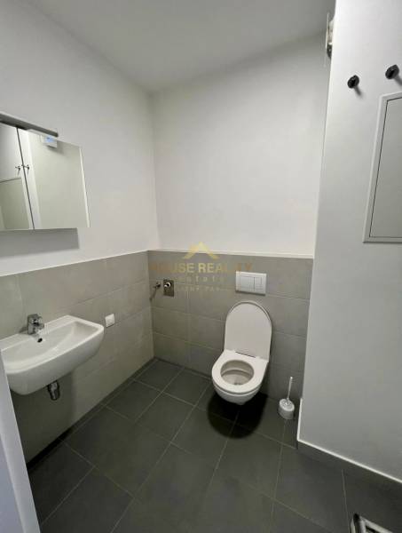 Rent Single studio, Single studio, Zuzany Chalupovej, Bratislava - Pet