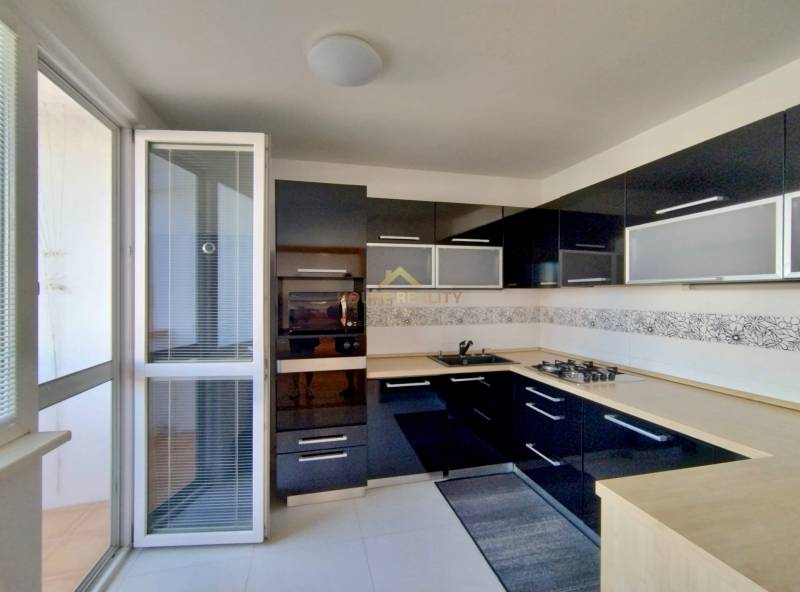 Rent Two bedroom apartment, Two bedroom apartment, Belinského, Bratisl