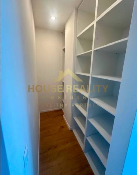 Rent One bedroom apartment, One bedroom apartment, Rožňavská, Bratisla