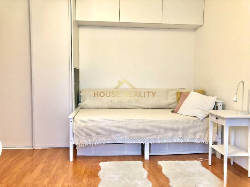 Sale Studio, Studio, Doležalova, Bratislava - Ružinov, Slovakia