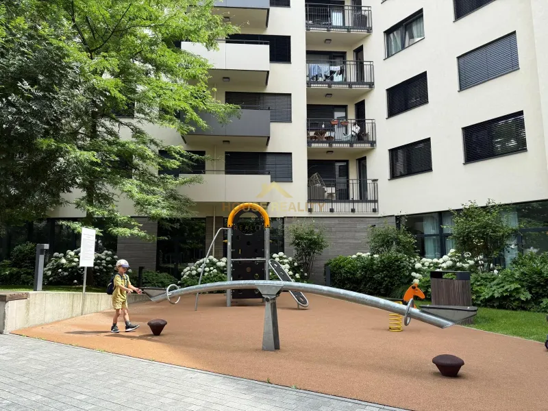 Rent One bedroom apartment, One bedroom apartment, Radlinského, Bratis