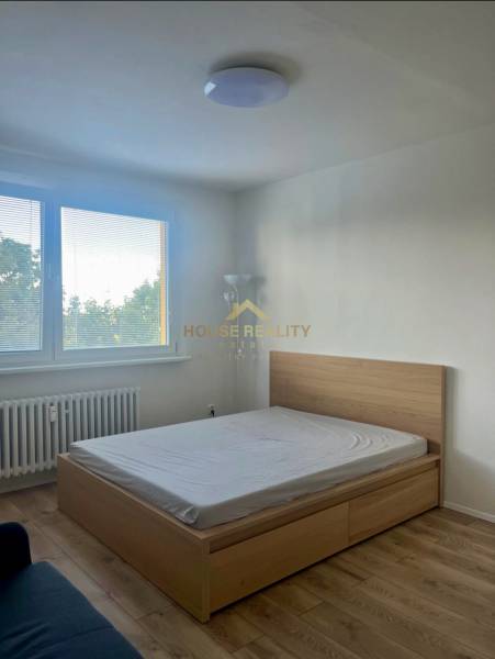 Rent Studio, Studio, Závadská, Bratislava - Rača, Slovakia