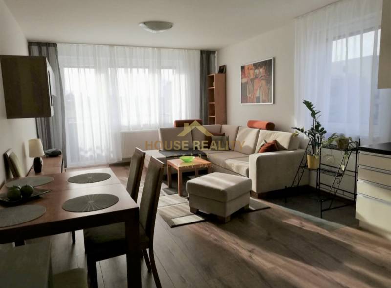 Rent Two bedroom apartment, Two bedroom apartment, Blumentálska, Brati