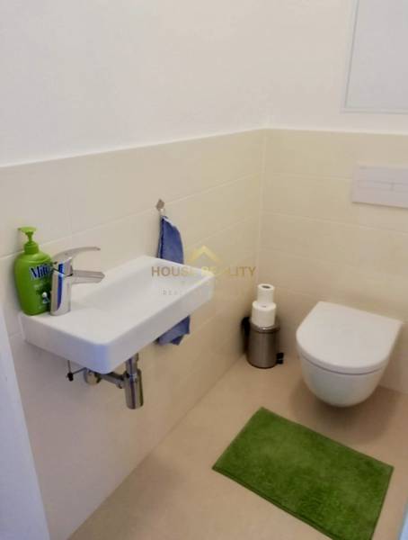 Rent Two bedroom apartment, Two bedroom apartment, Blumentálska, Brati